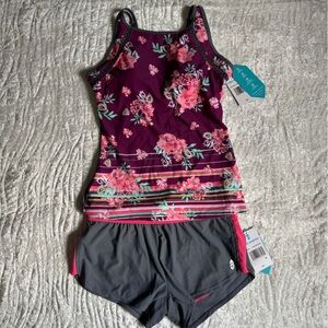 Brand New!💕 Free Country Plum Floral Tankini with Gray Swim Shorts